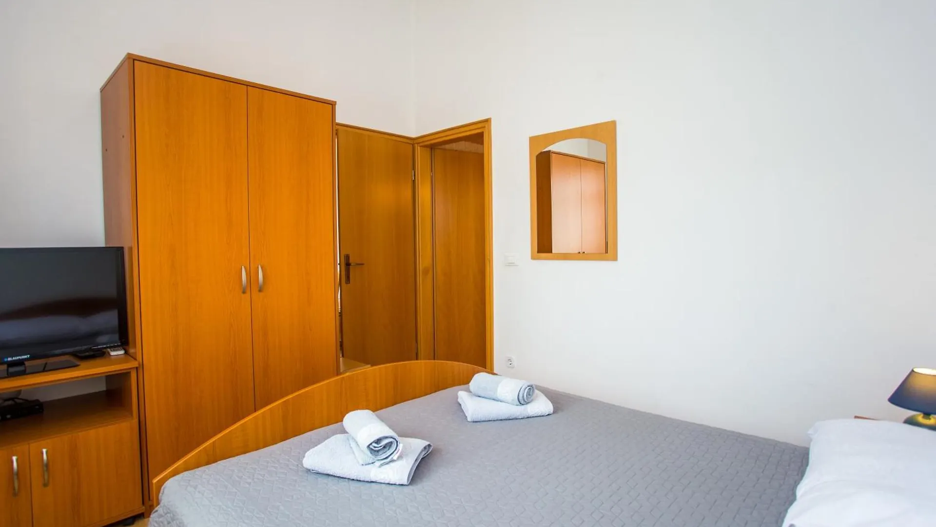 Apartments Lorena B Porec